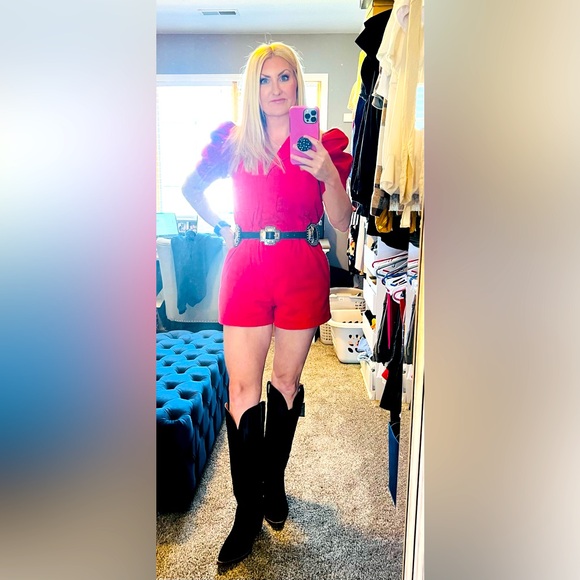 Avara Brenda Romper, size Medium - Picture 3 of 3